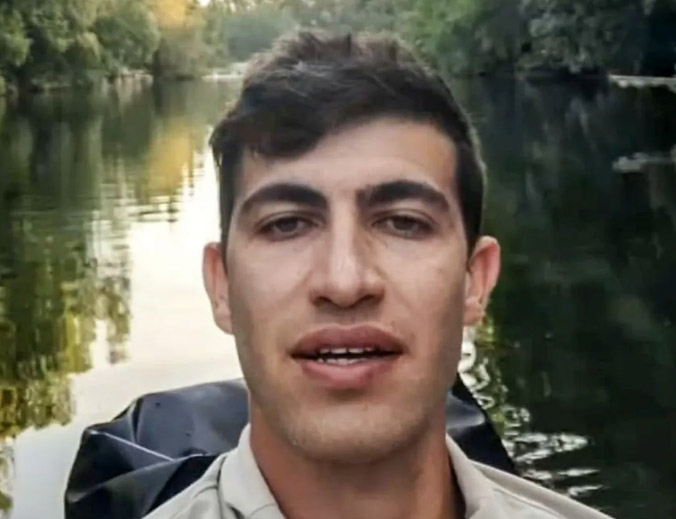 Climber, 23, Survives Four Days Missing by Sleeping Between Rocks 2 Missing for four days in Spain’s Picos de Europa, a climber survives with sheer determination, found with injuries after a daring rescue in avalanche-prone terrain.