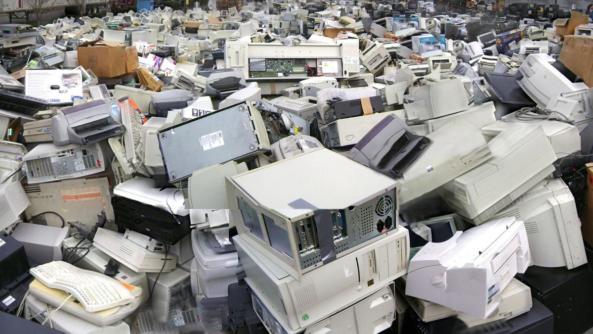 Spring Clean Your Tech: Where to Recycle Your Computers and Printers for Free 1 computers recycling 856086582