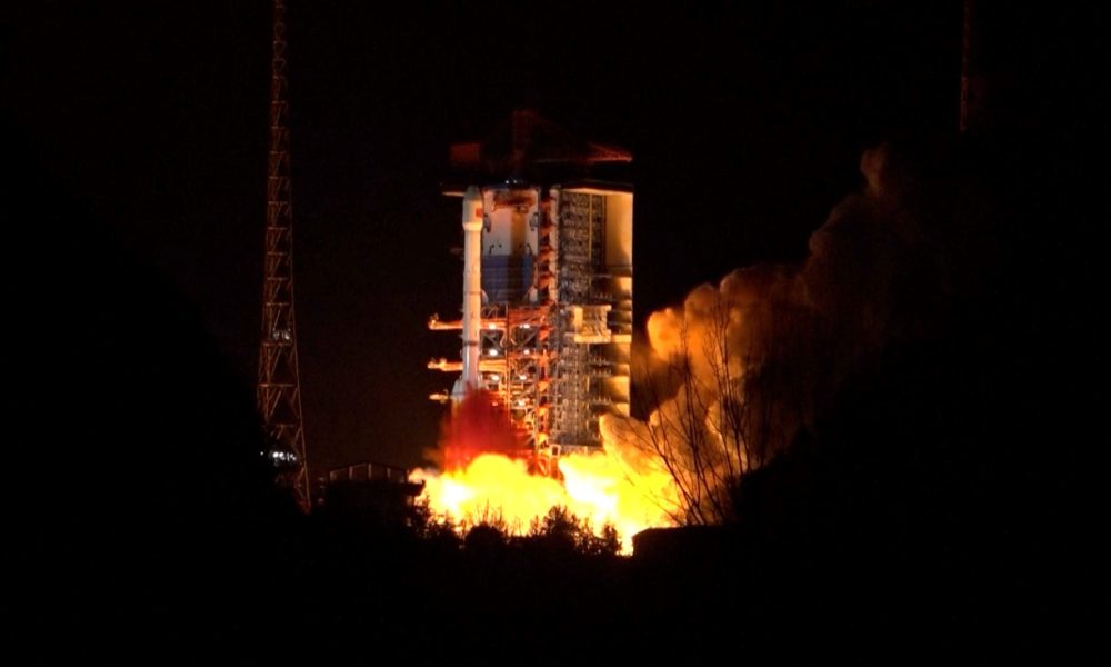 China Successfully Launches Communication Technology Test Satellite into Space