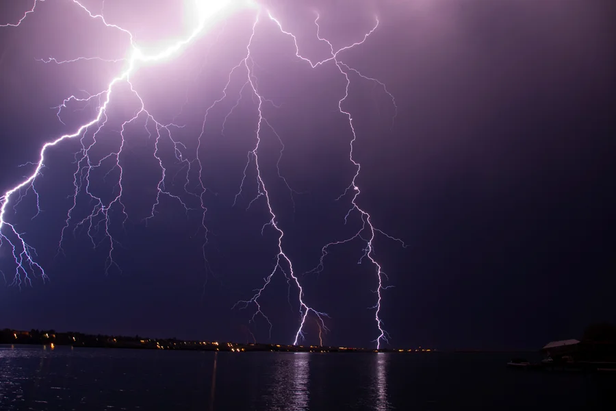 Lightning Leaders Collide, Triggering Gamma Ray Burst Over Kanazawa 1 Lightning Leaders Collide, Triggering Gamma Ray Burst Over Kanazawa