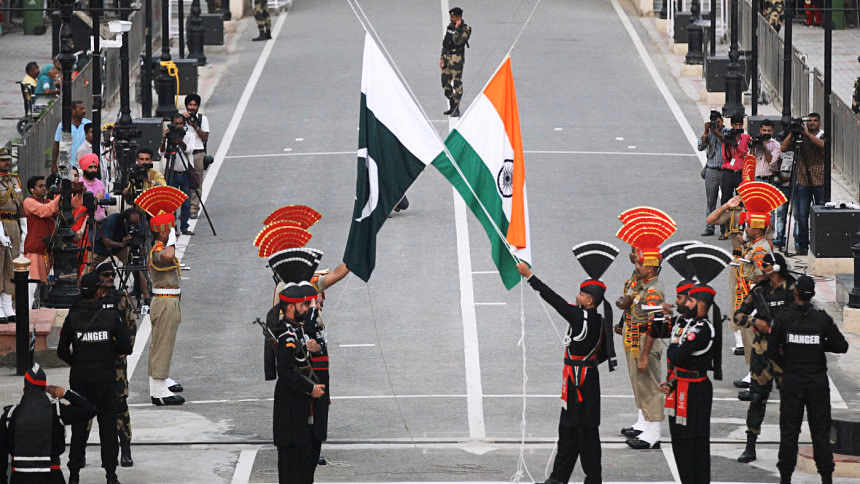 US Intervenes as India-Pakistan Conflict Escalates to Nuclear Fears 1 US Intervenes as India-Pakistan Conflict Escalates to Nuclear Fears