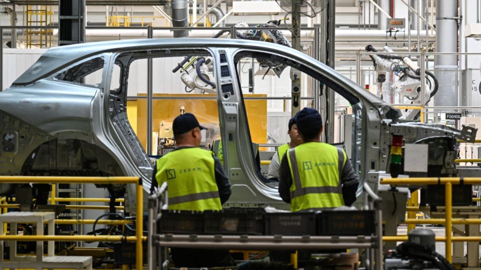 China Tightens Rules to End Auto Price Wars